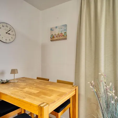 - Haus L, App 0l1103 하일리겐하펜